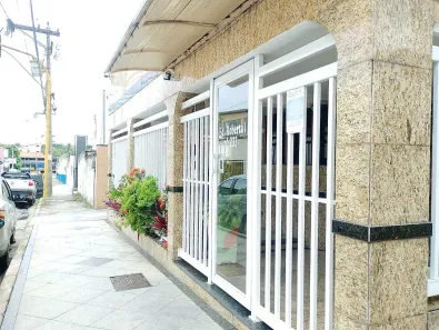 Apartamento com 2 Quartos para alugar, 75m² no Centro, São Gonçalo
