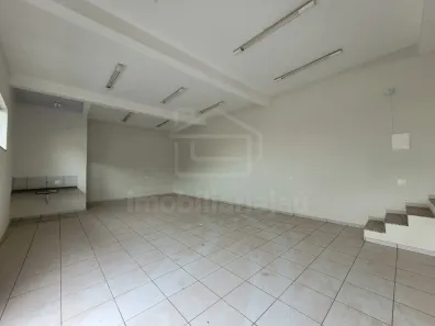 Loja / Salão / Ponto Comercial para alugar, 10m² no Chácara Braz Miraglia, Jaú