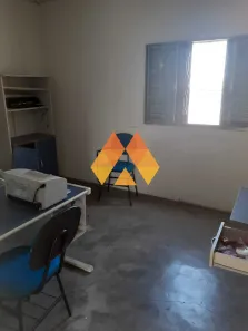 Loja / Salão / Ponto Comercial para alugar, 120m² no Centro, Macaé