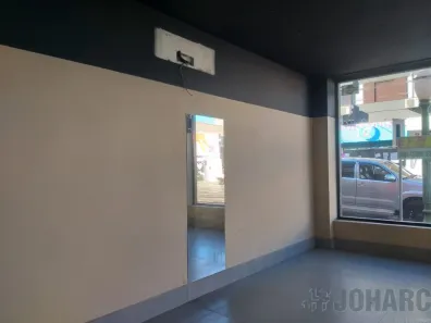 Loja / Salão / Ponto Comercial para alugar, 55m² no Centro, Apucarana