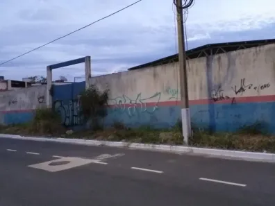 Galpão / Depósito / Armazém para alugar, 300m² no Cancela Preta, Macaé
