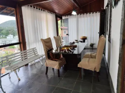 Casa com 3 Quartos à venda, 100m² no Quitandinha, Petrópolis