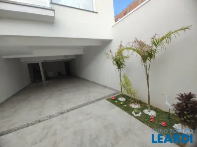 Sobrado com 3 Quartos à venda, 156m² no Jardim Bandeirantes, Poços de Caldas