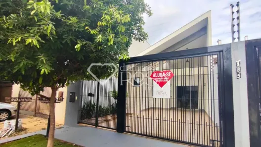 Casa com 2 Quartos para alugar, 88m² no Jardim Paraíso, Maringá