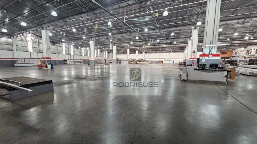 Galpão / Depósito / Armazém para alugar, 10200m² no Centro, Diadema