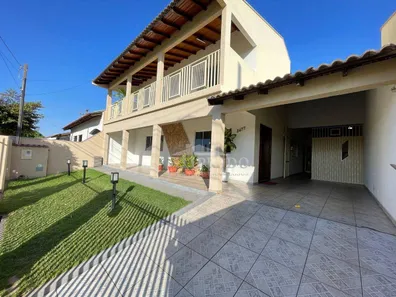 Sobrado com 3 Quartos à venda, 240m² no Itamarati, Ibiporã