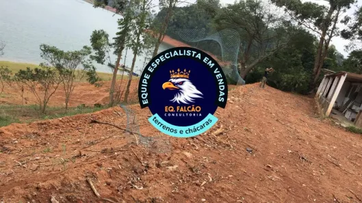 Fazenda / Sítio / Chácara com 3 Quartos à venda, 600m² no , Igaratá