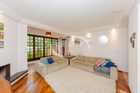 Casa de Condomínio com 4 Quartos para alugar, 356m² no Cascatinha, Curitiba