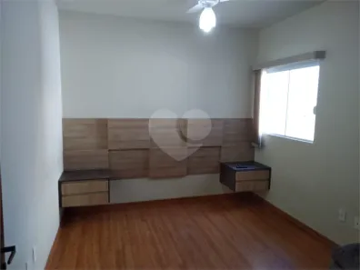 Sobrado com 2 Quartos à venda, 70m² no Reneville, Mairinque