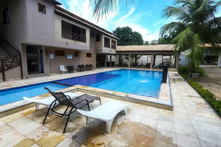 Fazenda / Sítio / Chácara com 12 Quartos para alugar, 1000m² no Tapera, Aquiraz
