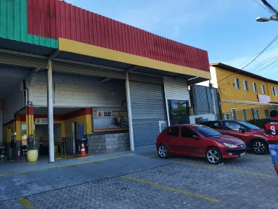 Conjunto Comercial / Sala com 4 Quartos para alugar, 90m² no Centro, Lauro de Freitas