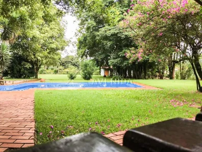 Fazenda / Sítio / Chácara com 3 Quartos à venda, 140m² no Recanto dos Pinheiros, Cambé
