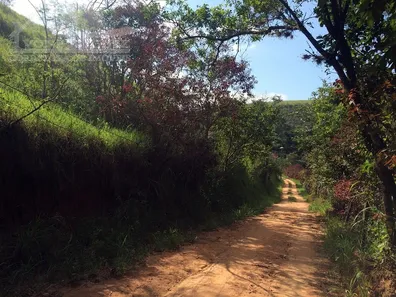 Fazenda / Sítio / Chácara com 1 Quarto à venda, 29000m² no Três Porteiras, Paty do Alferes