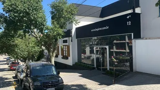 Prédio Inteiro à venda, 500m² no São Francisco, Curitiba