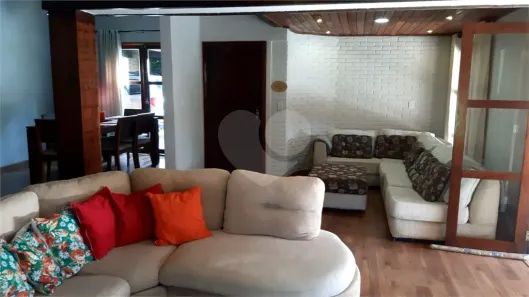 Fazenda / Sítio / Chácara à venda, 300m² no , Mairinque
