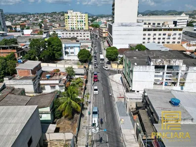 Casa Comercial à venda, 90m² no Vila Três, São Gonçalo