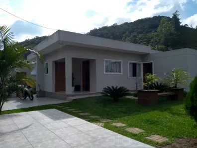 Fazenda / Sítio / Chácara com 2 Quartos à venda, 2000m² no Centro, Águas Mornas