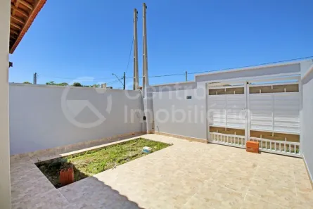Casa com 2 Quartos à venda, 85m² no Estancia Sao José, Peruíbe