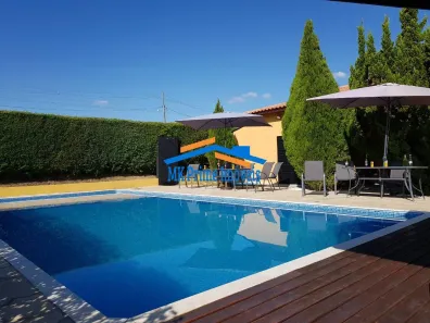 Fazenda / Sítio / Chácara com 3 Quartos à venda, 270m² no Centro, Alambari