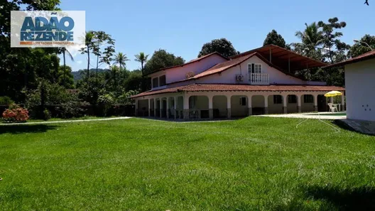 Fazenda / Sítio / Chácara com 6 Quartos à venda, 450m² no Vale das Pedrinhas, Guapimirim