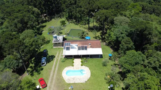Fazenda / Sítio / Chácara com 2 Quartos à venda, 200m² no Cerne, Campina Grande do Sul