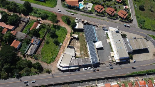 Galpão / Depósito / Armazém à venda, 1500m² no Residencial Konesuk, Caldas Novas