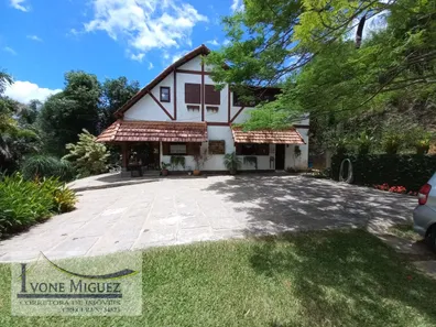 Fazenda / Sítio / Chácara com 4 Quartos à venda, 435m² no Goiabal, Paty do Alferes