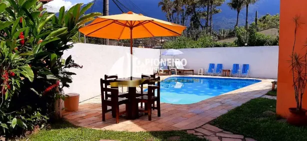 Loja / Salão / Ponto Comercial com 11 Quartos à venda, 250m² no Maresias, São Sebastião