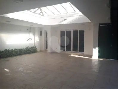 Casa de Vila com 4 Quartos para venda ou aluguel, 270m² no Jardim Luzitânia, São Paulo