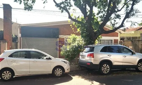 Loja / Salão / Ponto Comercial com 3 Quartos para venda ou aluguel, 220m² no Centro, Araraquara