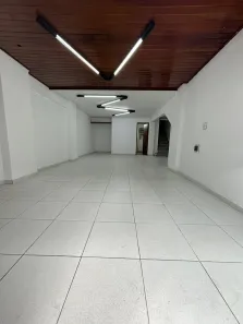 Loja / Salão / Ponto Comercial para alugar, 45m² no Olaria, Nova Friburgo