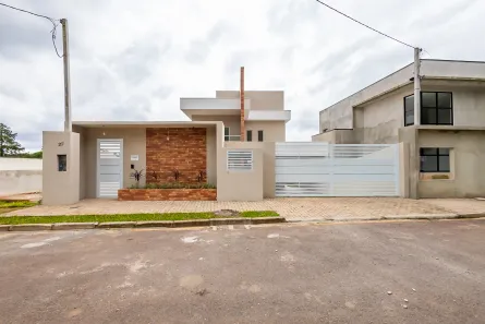 Sobrado com 4 Quartos à venda, 182m² no Jardim Daher, Campina Grande do Sul