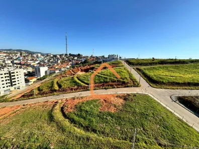 Terreno / Lote / Condomínio à venda, 200m² no Boa Vista, Pouso Alegre