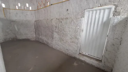 Galpão / Depósito / Armazém para alugar, 80m² no Lagoinha, São Gonçalo
