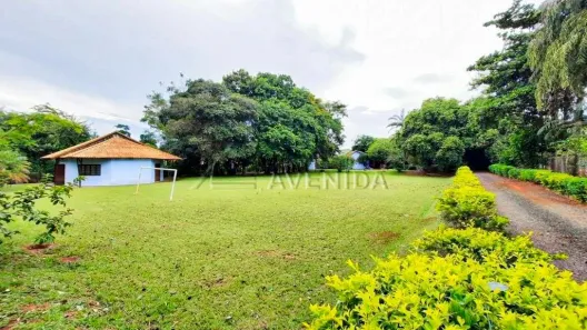 Fazenda / Sítio / Chácara com 3 Quartos à venda, 140m² no Recanto dos Pinheiros, Cambé