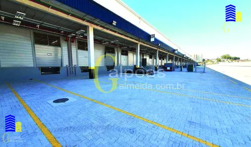 Galpão / Depósito / Armazém para alugar, 1905m² no Padroeira, Osasco