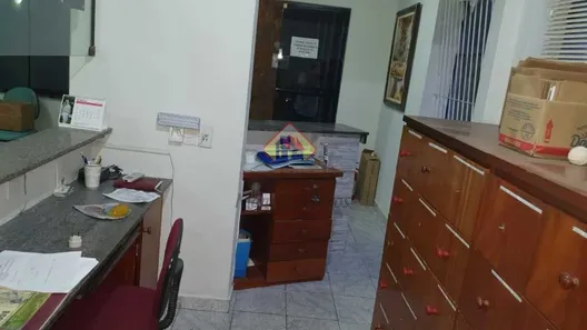 Loja / Salão / Ponto Comercial com 1 Quarto para venda ou aluguel, 226m² no Centro, Taubaté
