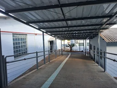 Prédio Inteiro para alugar, 835m² no Jardim Maria Bruschi Modeneis, Limeira