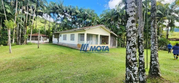Fazenda / Sítio / Chácara com 3 Quartos à venda, 300m² no Rio do Cedro, Antonina
