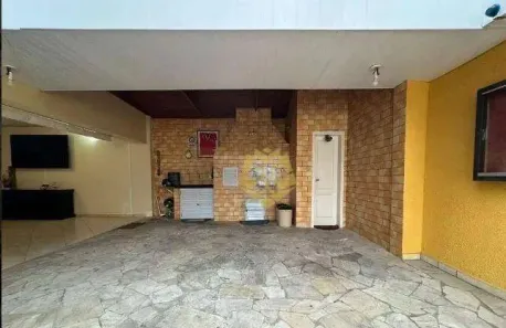 Casa com 5 Quartos para alugar, 426m² no Juvevê, Curitiba