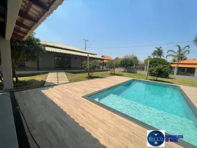 Casa de Condomínio com 3 Quartos à venda, 260m² no Setor Central, Hidrolândia