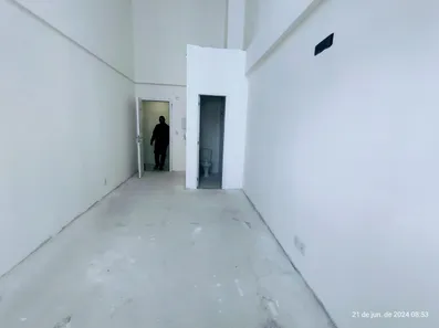 Loja / Salão / Ponto Comercial para alugar, 20m² no Aterrado, Volta Redonda