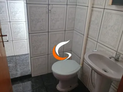Casa com 2 Quartos para alugar, 70m² no Castelanea, Petrópolis