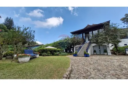 Casa com 3 Quartos à venda, 700m² no Independência, Petrópolis