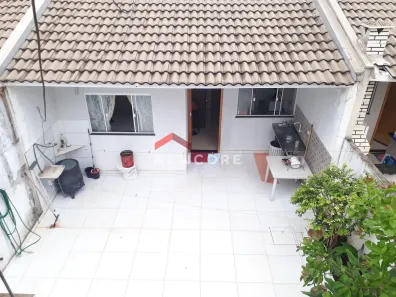 Casa com 2 Quartos à venda, 66m² no , Floresta