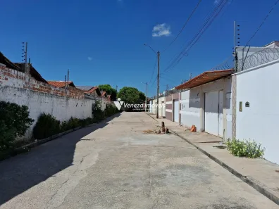 Casa de Condomínio com 3 Quartos à venda, 102m² no Flores, Timon