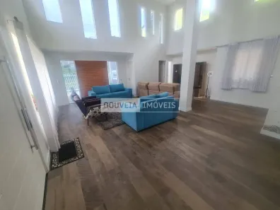 Casa com 3 Quartos para alugar, 300m² no Cascatinha, Curitiba