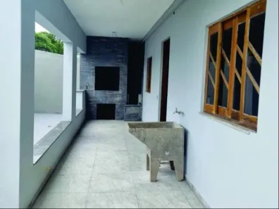 Sobrado com 3 Quartos à venda, 160m² no Conjunto Habitacional Monsenhor Francisco Gorski, Campo Largo
