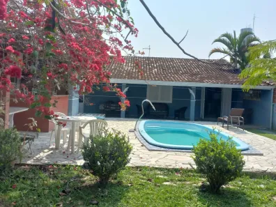 Casa com 3 Quartos para alugar, 75m² no Shangrila, Pontal do Paraná