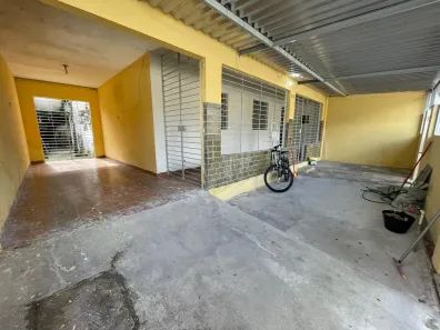 Casa com 2 Quartos para alugar, 250m² no Areias, Recife